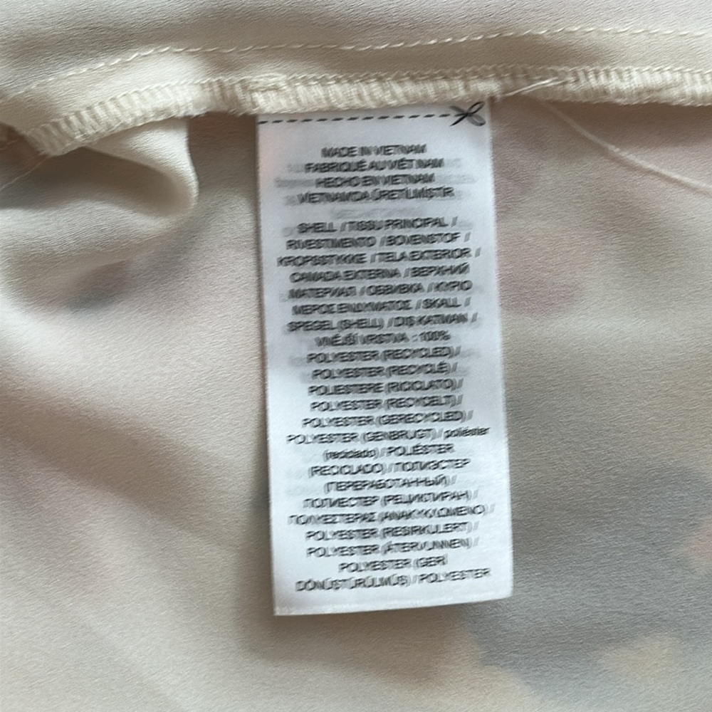 RALPH LAUREN Elegant Cream Maxi Dress. - Picture 11 of 14